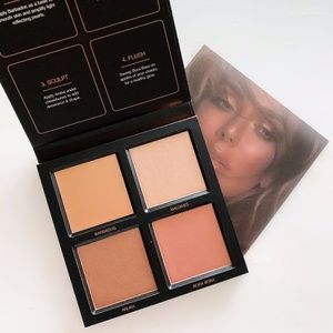 HUDA BEAUTY Makeup - HUDA Beauty 3D Highlighter Palette HUDA BEAUTY Makeup - HUDA Beauty 3D Highlighter Palette